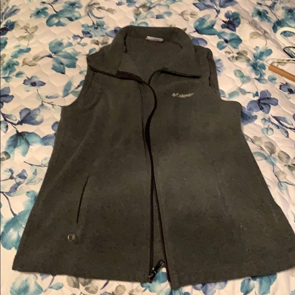 Columbia Vest